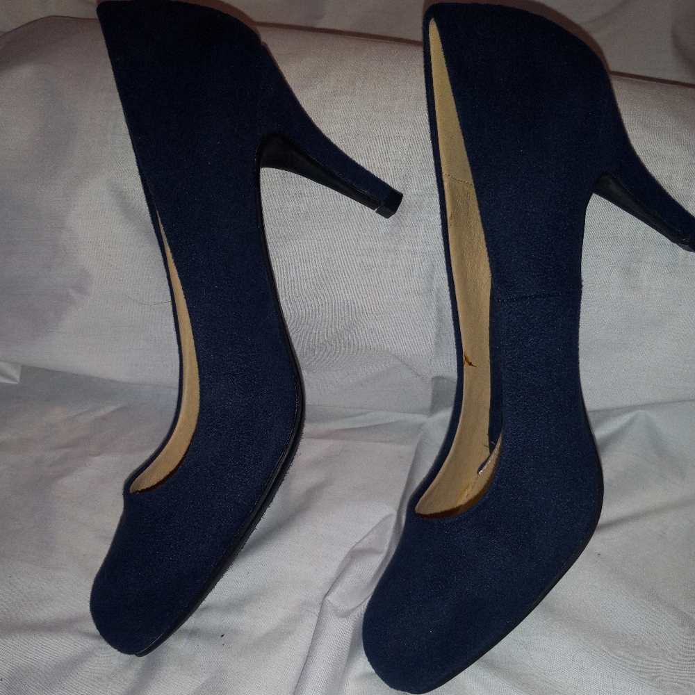 Have been donated - Navy Blue Heels